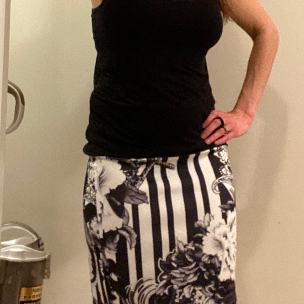 Ladies pencil skirt